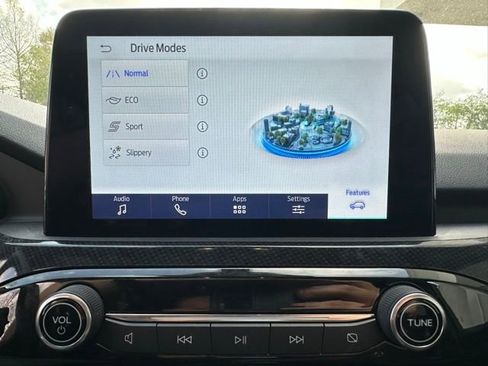 Certified 2023 Ford Escape ST-Line FWD image 18