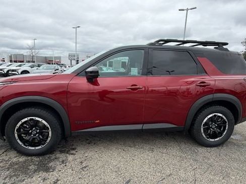 Used 2023 Nissan Pathfinder Rock Creek image 7