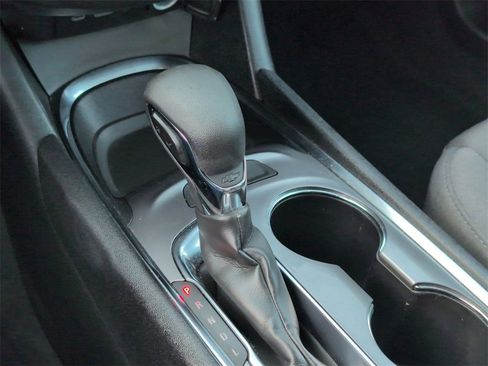 Used 2023 Chevrolet Malibu LT image 24