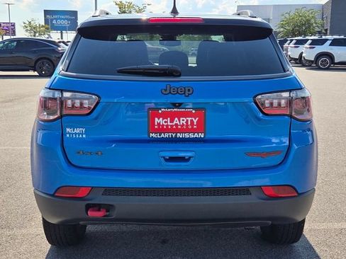Used 2022 Jeep Compass Trailhawk AWD/4WD image 6