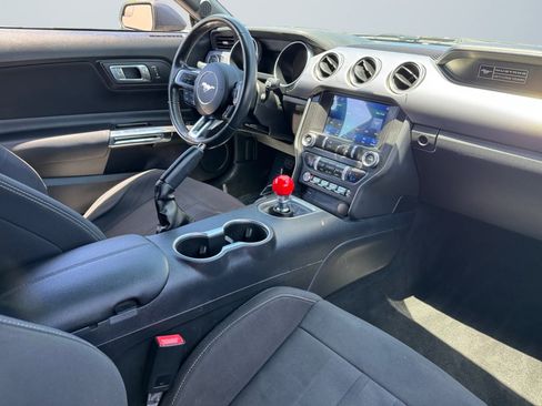 Used 2020 Ford Mustang GT image 15