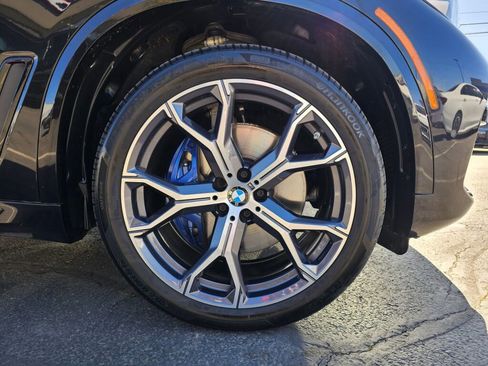 Used 2022 BMW X5 xDrive40i image 9