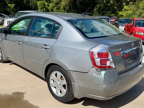 Used 2010 Nissan Sentra 2.0 FWD image 4