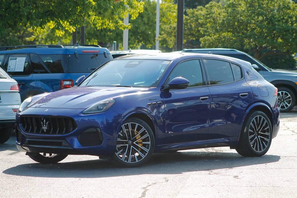 Used 2023 Maserati Grecale Modena AWD/4WD image 12
