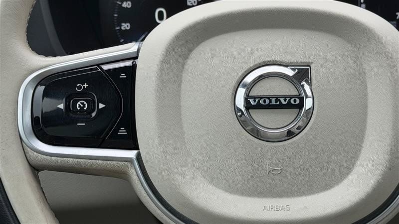 Used 2019 Volvo XC60 T6 Inscription w/ Protection Package AWD/4WD image 35