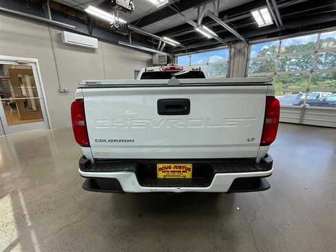 Used 2022 Chevrolet Colorado LT w/ Fleet Safety Package RWD image 4