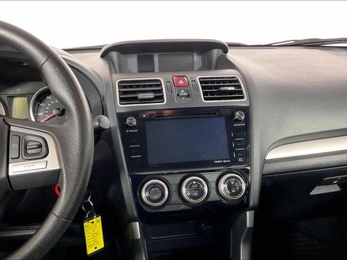 Used 2018 Subaru Forester 2.5i Premium AWD/4WD image 5