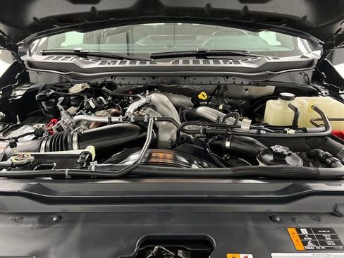 Used 2025 Ford F350 Lariat w/ Black Appearance Package image 63