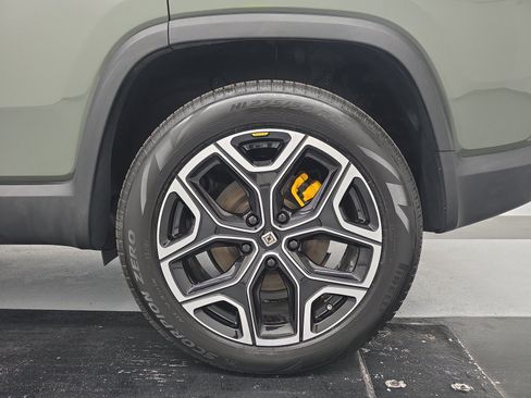 Used 2023 Rivian R1S Launch Edition AWD/4WD image 10