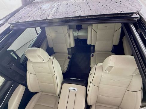 Used 2021 Cadillac Escalade ESV Sport w/ Driver Assist Tech Package image 21