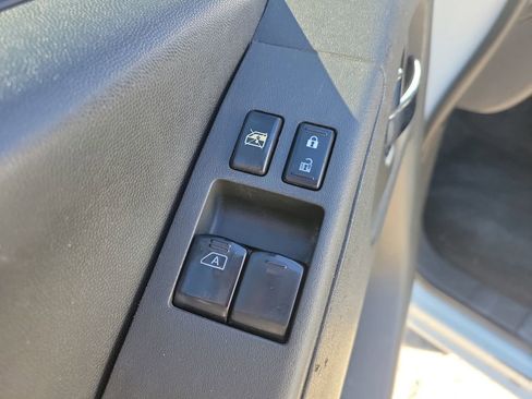 Used 2017 Nissan Frontier Desert Runner image 15