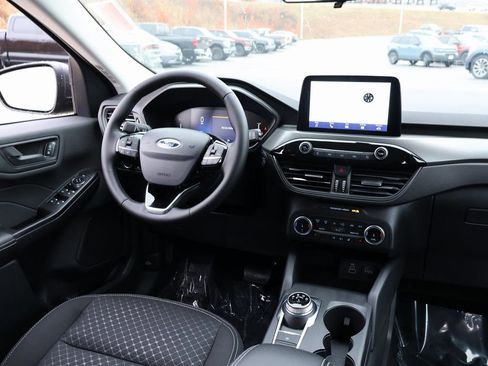 New 2026 Ford Escape Active w/ Cold Weather Package AWD/4WD image 13