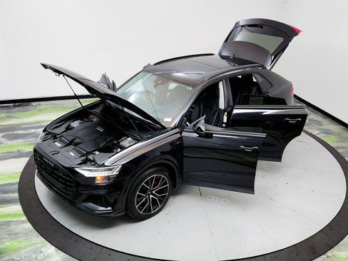 Used 2019 Audi Q8 Prestige w/ Year 1 Package AWD/4WD image 38