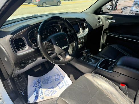 Used 2019 Dodge Charger SXT w/ Leather Interior Group RWD image 24