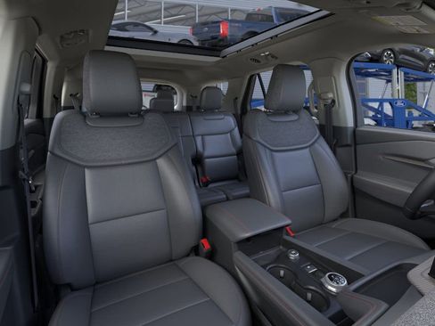 New 2026 Ford Explorer Active w/ Active Comfort Package image 10