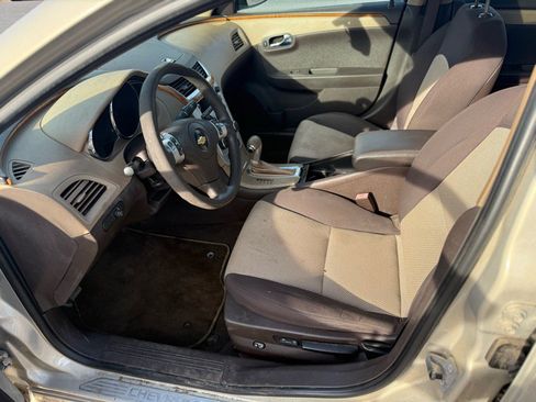 Used 2010 Chevrolet Malibu LT w/ Power Convenience Package image 12
