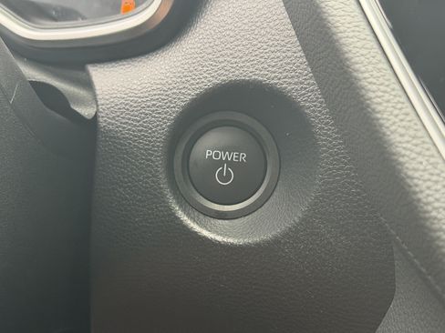 Used 2025 Toyota Corolla Cross AWD Hybrid image 29