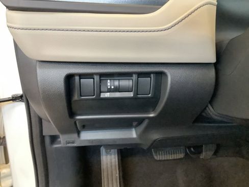 Certified 2026 Subaru Forester Premium AWD/4WD image 22