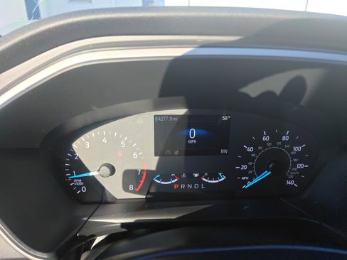 Used 2022 Ford Escape SE w/ Convenience Package image 9