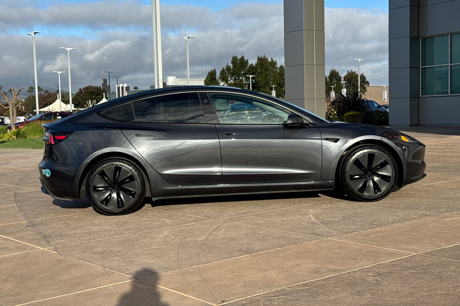 Used 2025 Tesla Model 3 Long Range RWD image 3