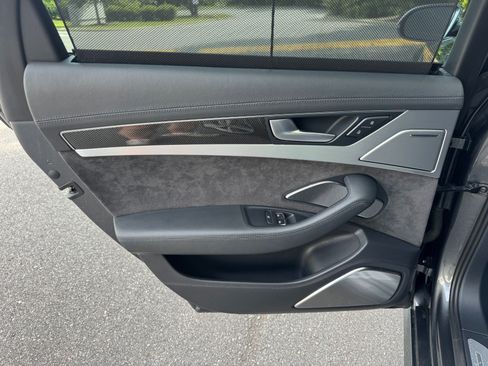 Used 2014 Audi S8 AWD/4WD image 52