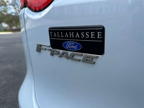 Used 2020 Jaguar F-PACE R-Sport image 44