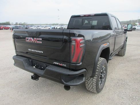 New 2026 GMC Sierra 2500 AT4X AWD/4WD image 5