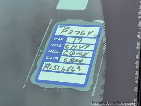 Used 2017 Chevrolet Equinox LS image 36