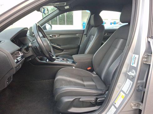 Used 2023 Honda Civic Sport image 6