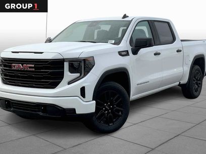 New 2025 GMC Sierra 1500 Pro w/ Graphite Edition