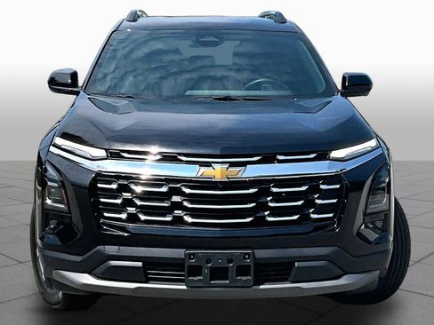 Used 2025 Chevrolet Equinox LT w/ Convenience Package II AWD/4WD image 3