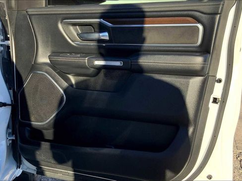 Used 2021 RAM 1500 Laramie AWD/4WD image 22