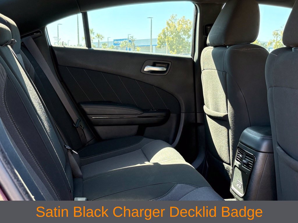 Used 2022 Dodge Charger SXT w/ Blacktop Package AWD/4WD image 26