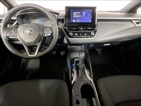 Used 2025 Toyota Corolla SE FWD image 15