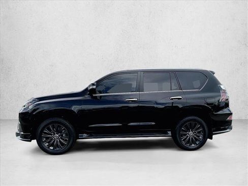 Used 2023 Lexus GX 460 Premium w/ Accessory Package AWD/4WD image 6