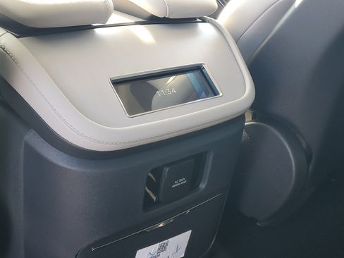 New 2026 Lincoln Navigator L Reserve image 29