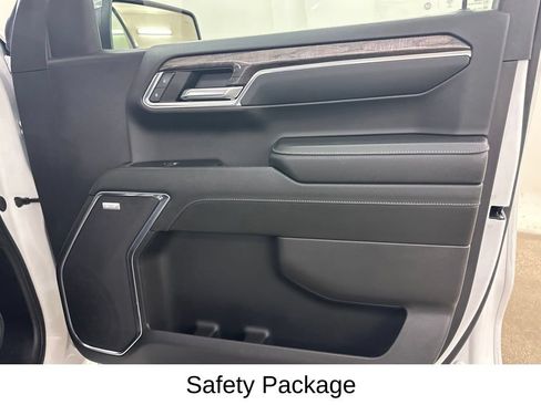 Used 2024 Chevrolet Silverado 1500 LTZ w/ LTZ Premium Package AWD/4WD image 24