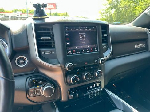 Used 2019 RAM 1500 Big Horn AWD/4WD image 14