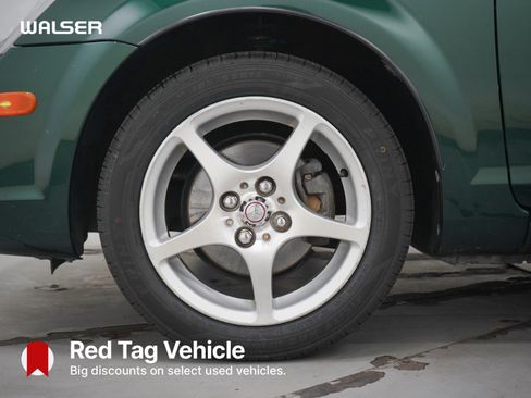 Used 2003 Toyota MR2 RWD image 29