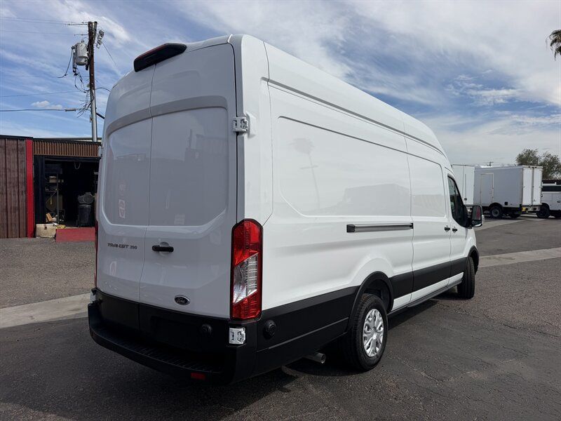 Used 2025 Ford Transit 350 148 High Roof Extended RWD image 3