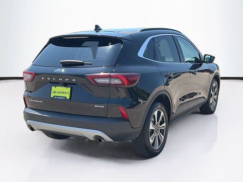 Used 2024 Ford Escape Platinum AWD/4WD image 5