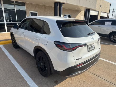 Used 2026 Honda HR-V Sport image 3