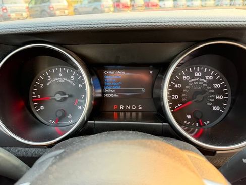 Used 2022 Ford Mustang GT Premium w/ Ford Safe & Smart Package RWD image 18