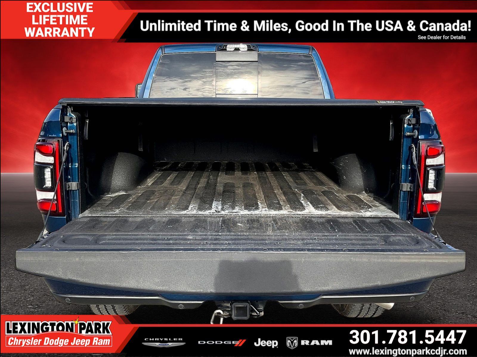 Used 2024 RAM 2500 Big Horn w/ Night Edition AWD/4WD image 7