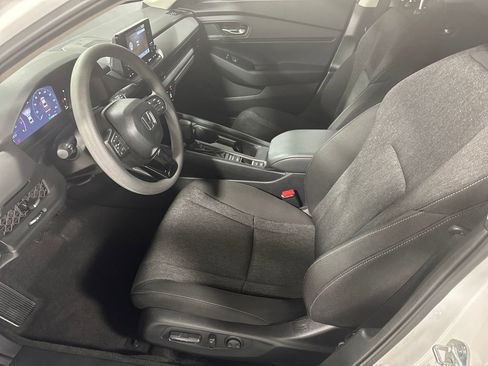 Used 2025 Honda Accord SE image 3