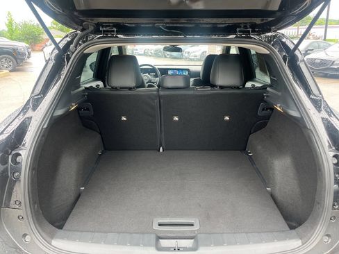 Certified 2026 Nissan Kicks SR FWD image 20