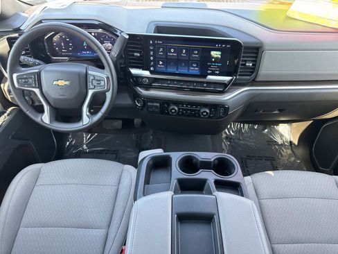 Used 2026 Chevrolet Silverado 1500 LT RWD image 9