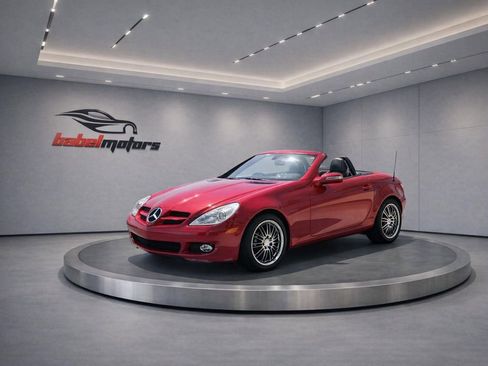 Used 2005 Mercedes-Benz SLK 350 image 4