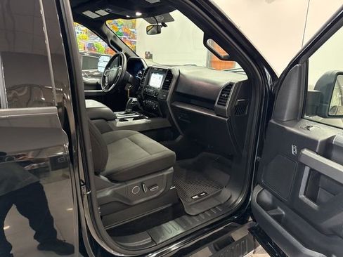 Used 2017 Ford F150 XLT w/ Equipment Group 302A Luxury image 50