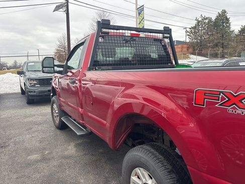 Used 2017 Ford F250 XLT w/ XLT Value Package image 9